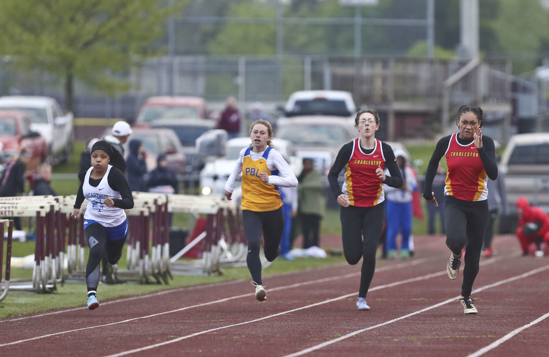 Class 2A Tolono Sectional 65 5.09.19.JPG